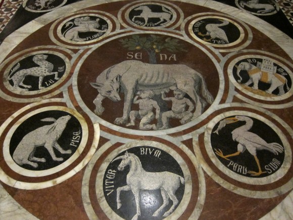 Sienne_duomo_sol_louve